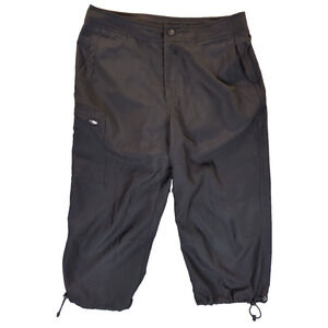 L.L. Bean Cargo Capri Pants Medium Women's Adjustable Waist Leg High-Rise Black